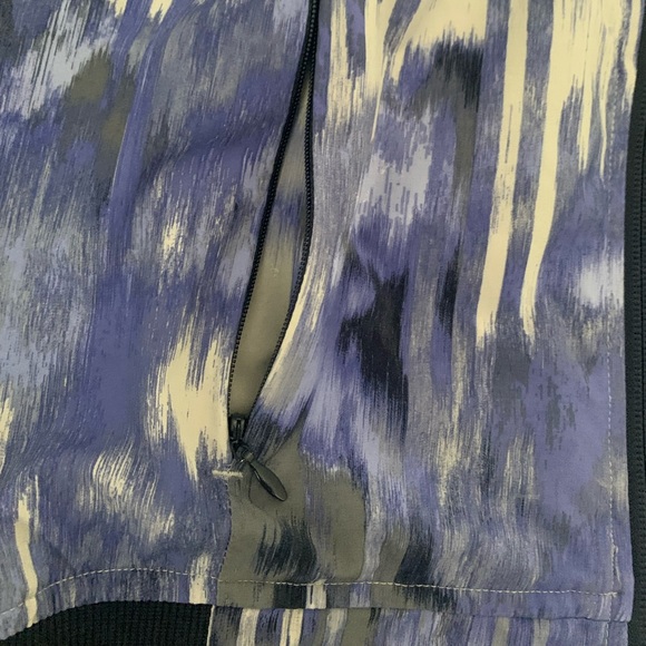 Athleta bomber style lightweight jacket size M - Picture 2 of 6